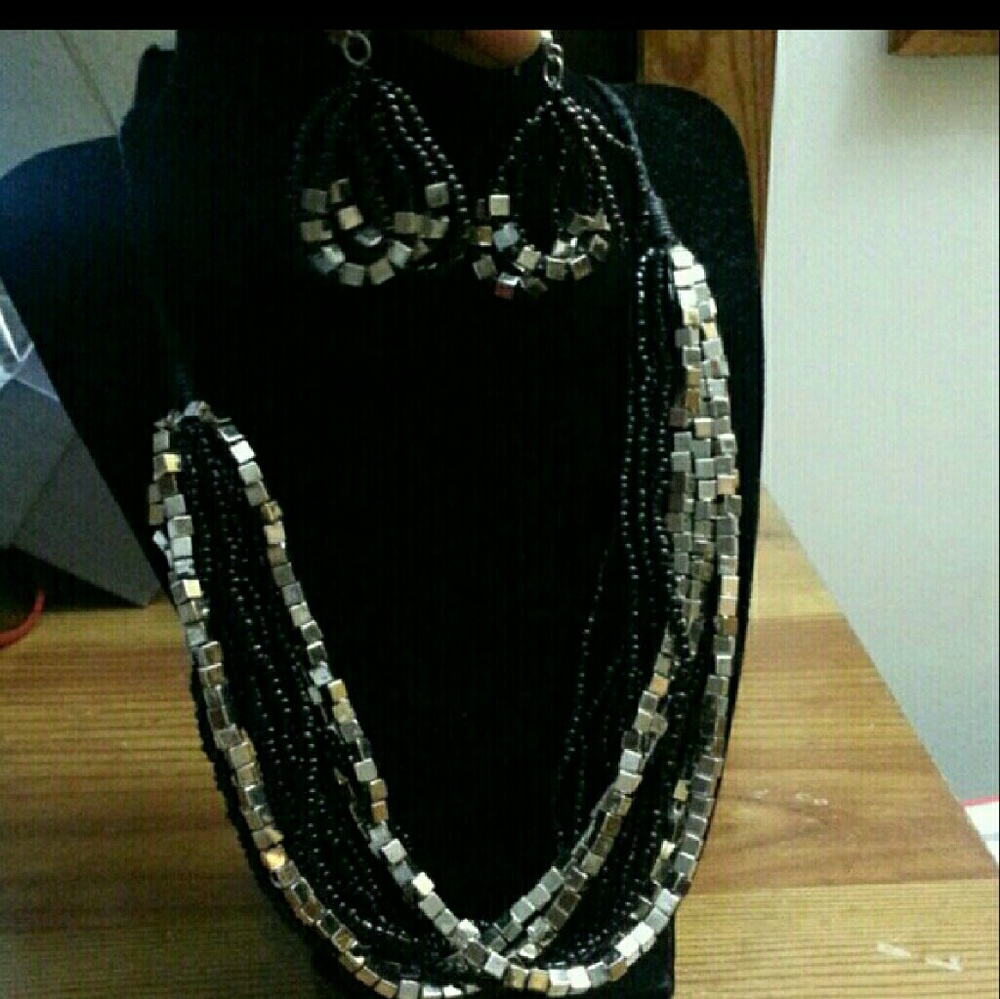 Royal bali seed necklaces and earring