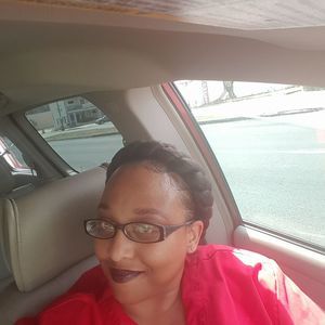 Meet your Posher, Juliette