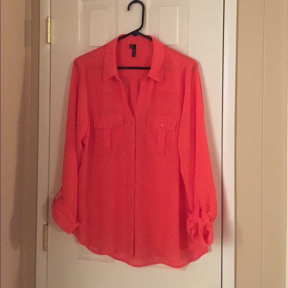 Coral sheer button up top
