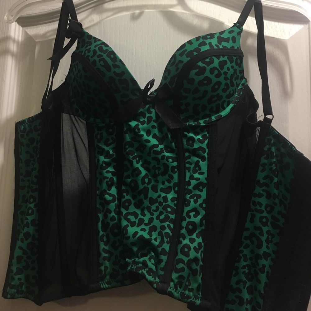 Green leopard print bustier/corset size 32 A