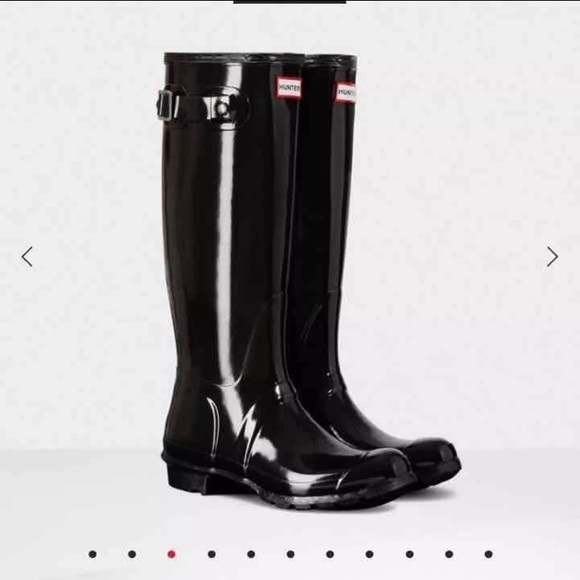 Glossy black hunter boots - Picture 2 of 3