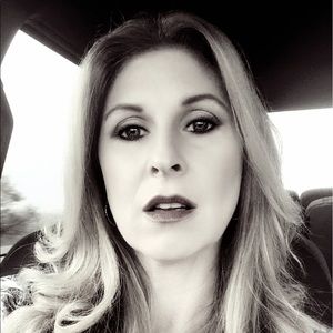 Meet your Posher, Tonya