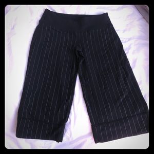 Lululemon capris, size 4.
