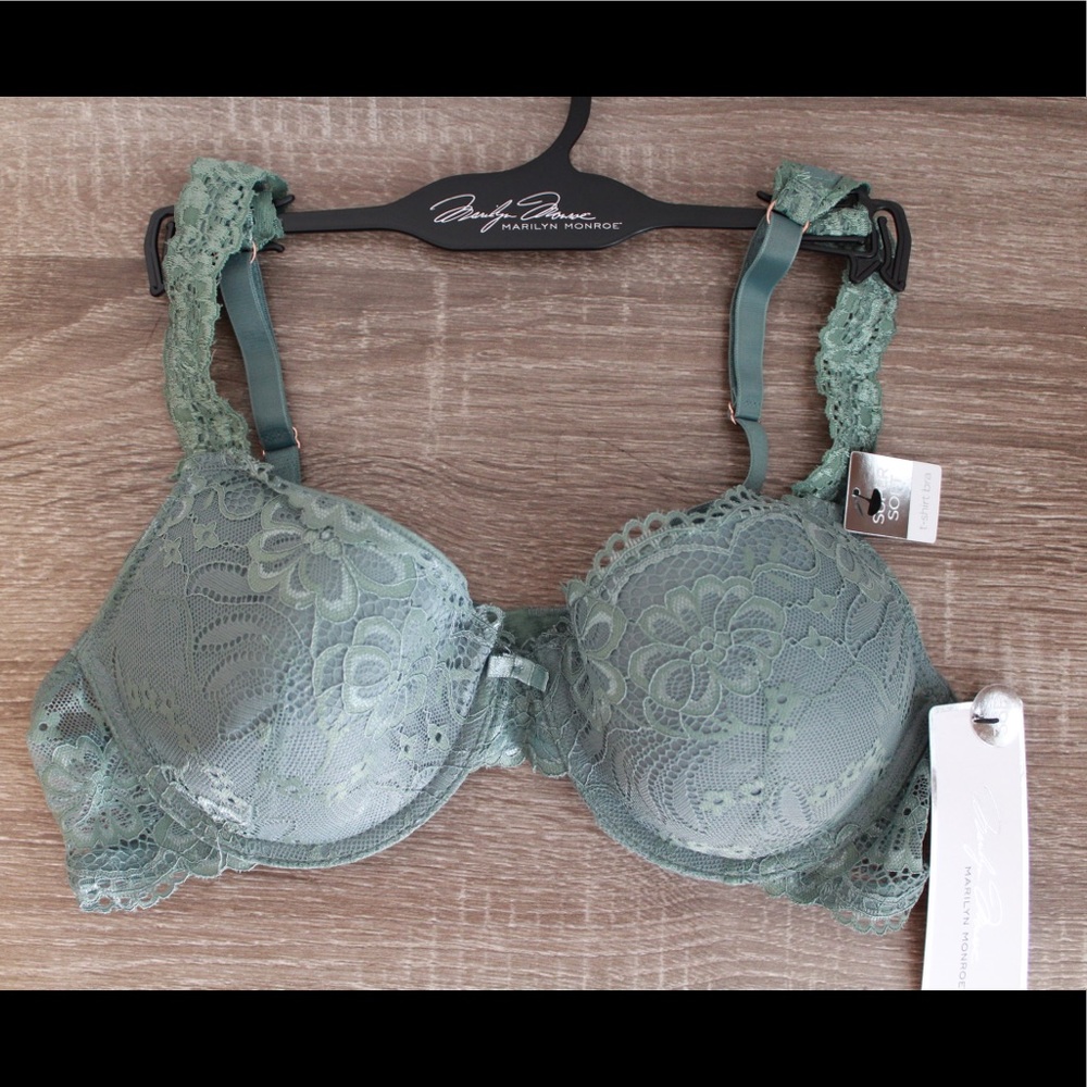 Marilyn Monroe 36b Bra. NWT