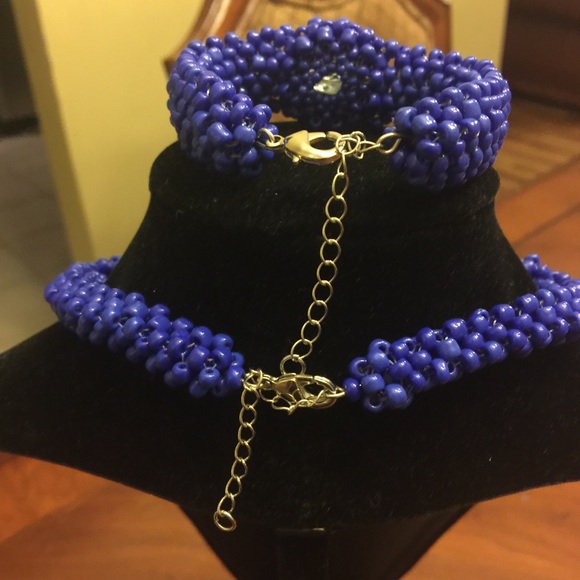 Meticulously handwoven jewelry set - Royal Blue - Picture 8 of 8