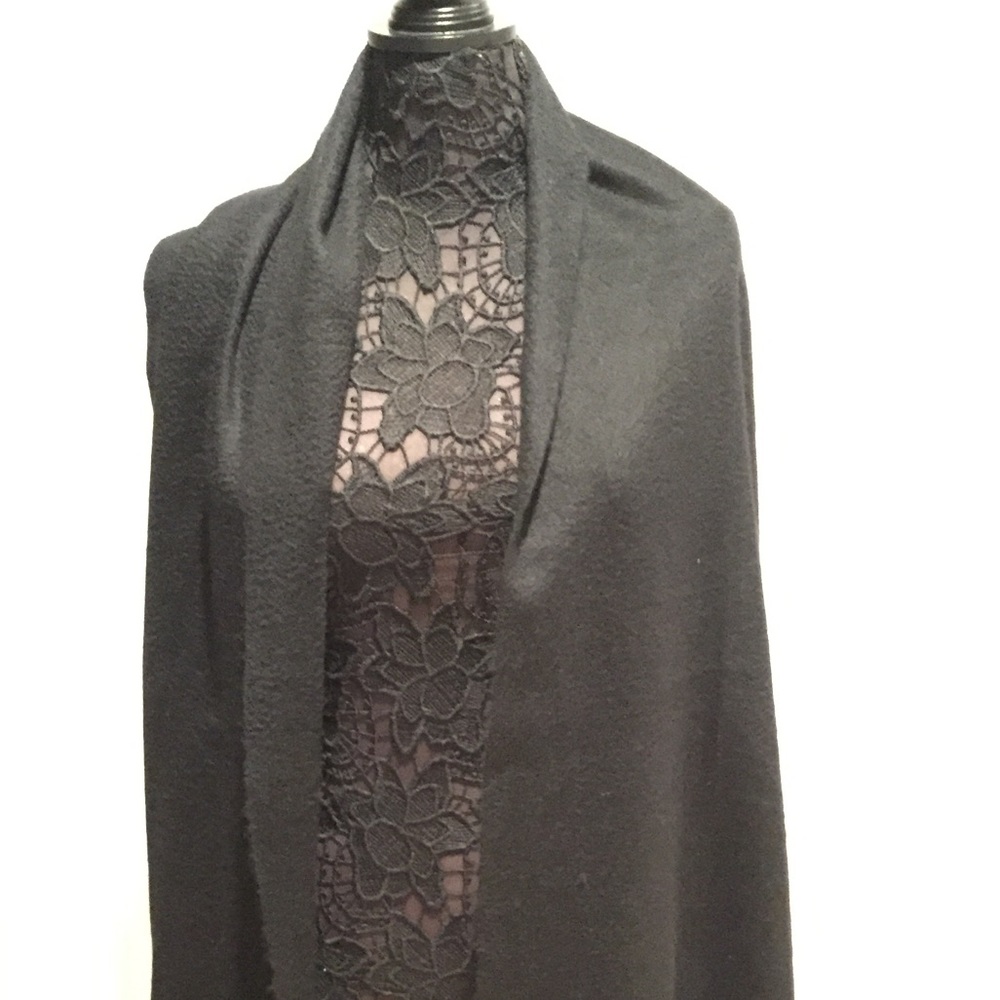 Ladies’ 100% Cashmere Fringe Muffler