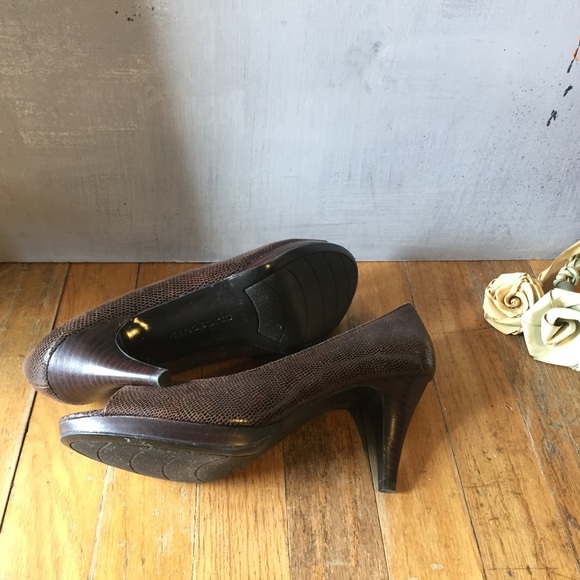 CCO Bandolino Chic Peeptoe Croc Print Pumps EUC - Picture 5 of 7