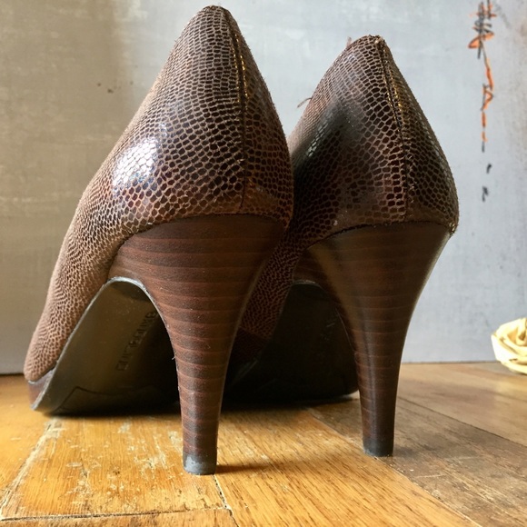 CCO Bandolino Chic Peeptoe Croc Print Pumps EUC - Picture 2 of 7