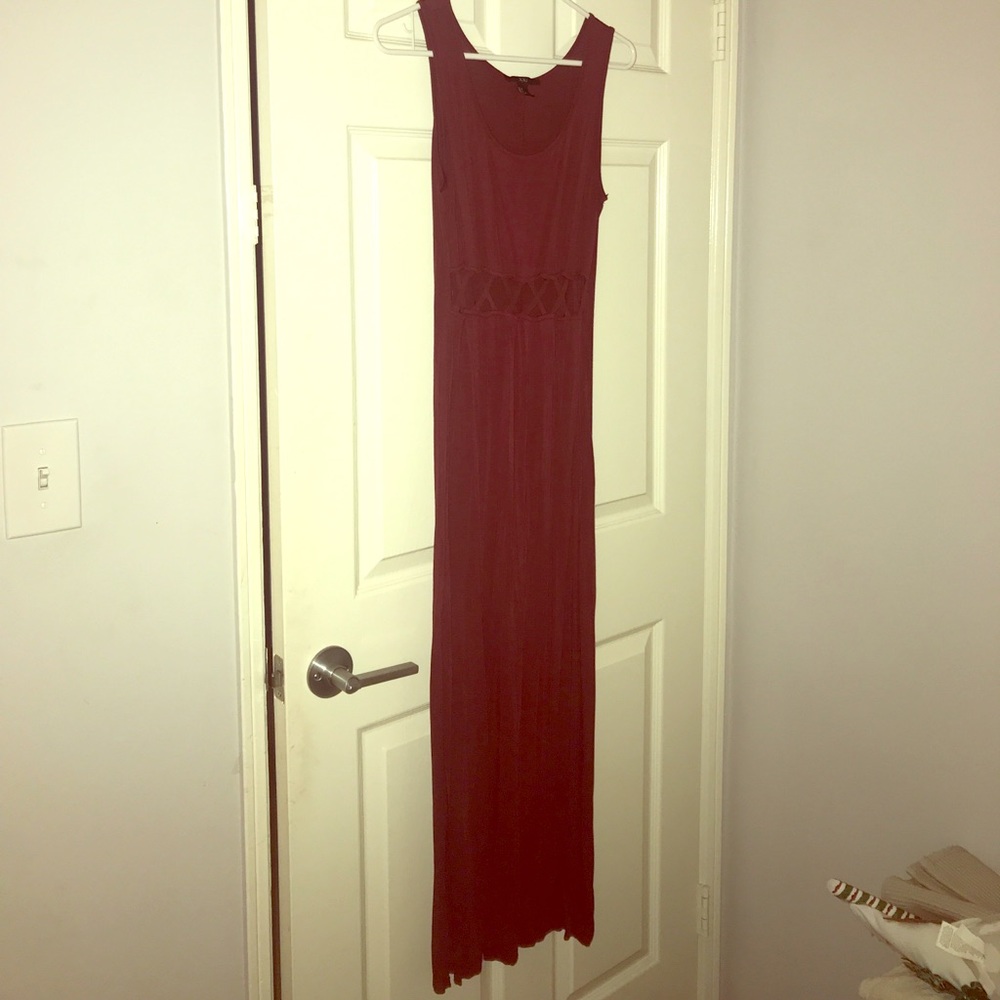 Maxi dress with cutouts