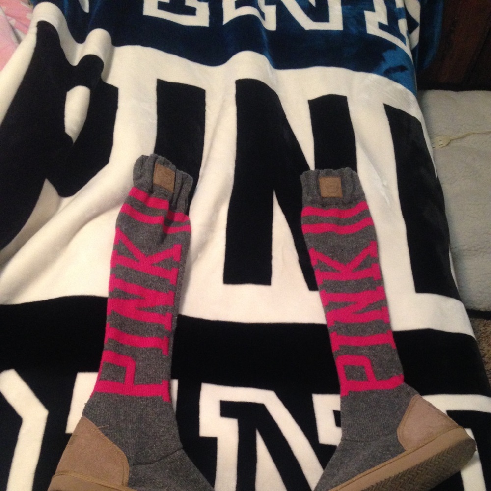 VS Pink mukluks