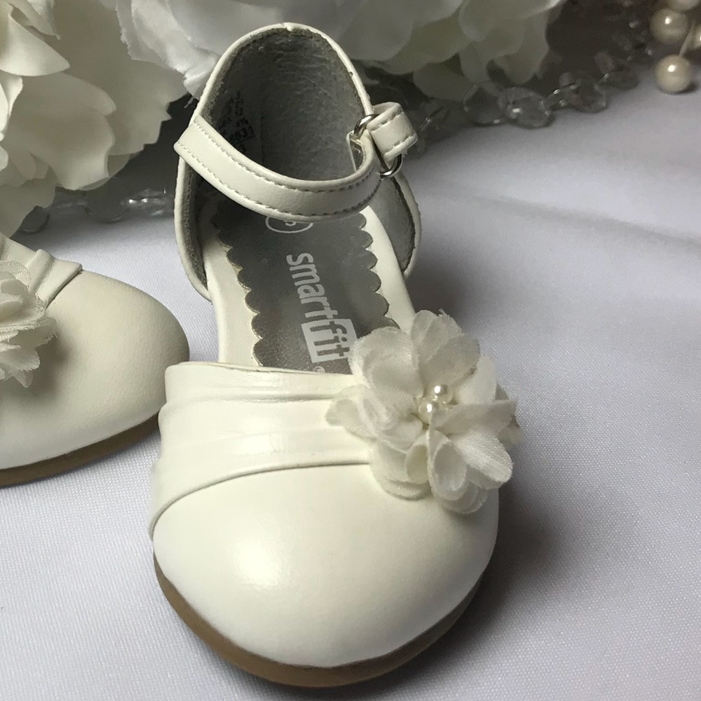 Baby Girl Shoes - Picture 3 of 3