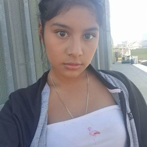 Meet your Posher, Beatriz