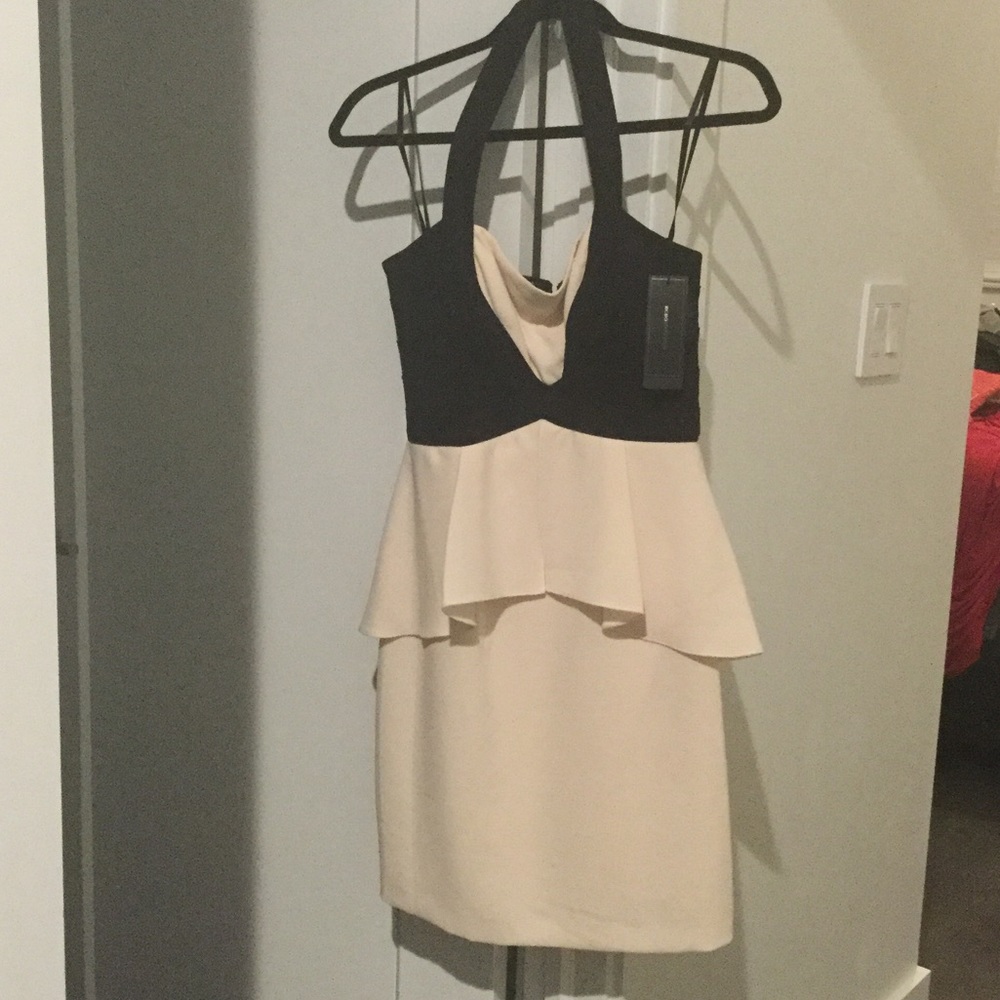NWT BCBG Kirsi Peplum bodycon dress