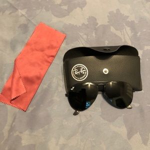 Ray-Ban Aviator Sunglasses