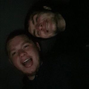 Meet your Posher, Max