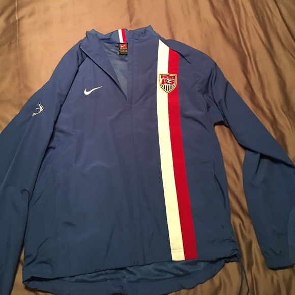 nike soccer coat