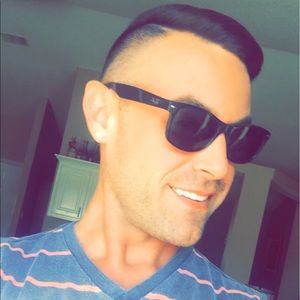 Meet your Posher, Cameron