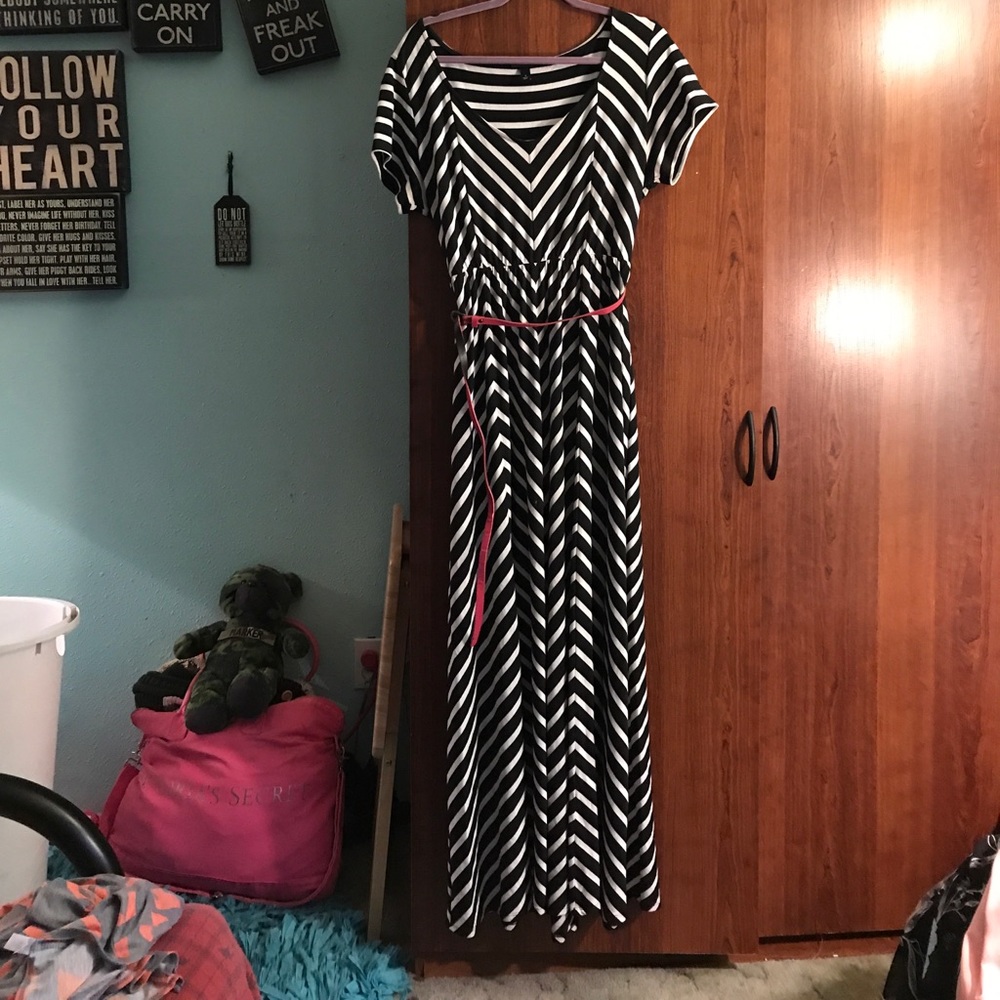 Chevron stripe with pink belt dress