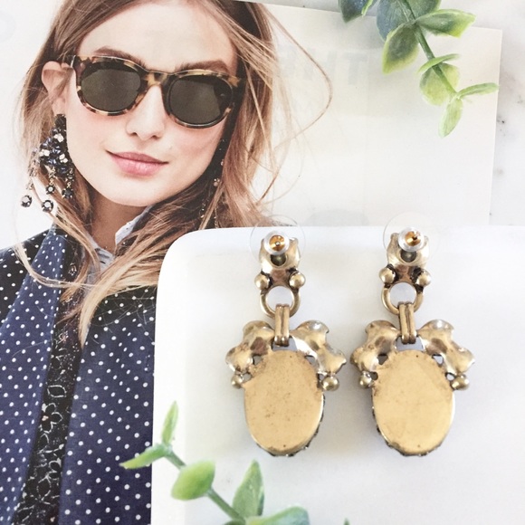 "Linnéa" Earrings || White Marble Statement - Picture 4 of 9