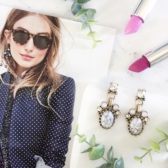 "Linnéa" Earrings || White Marble Statement - Picture 2 of 9