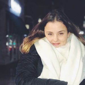 Meet your Posher, Camila