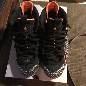 Safari foamposites