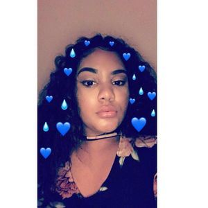 Meet your Posher, Nadia