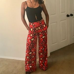 Very beautiful pants, size small