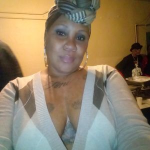 Meet your Posher, Antoniette