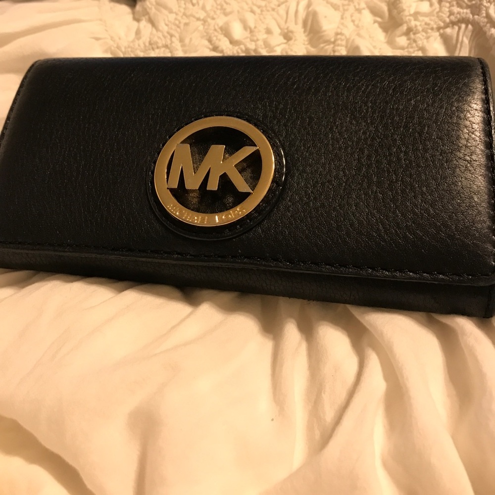 Black Michael Kors Wallet