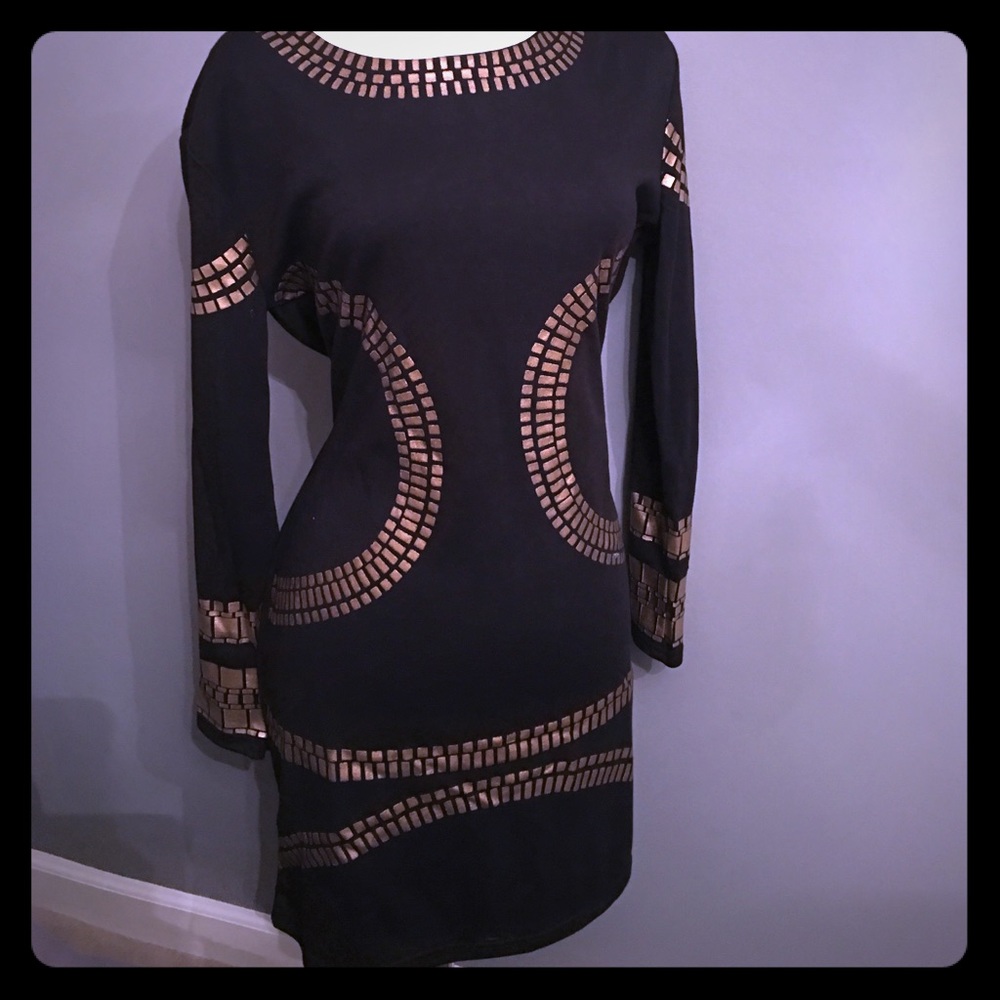 Black dress with bronze/gold accents NWT, Size 2XL