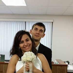 Meet your Posher, Amparo