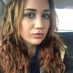 Meet your Posher, Janilisse