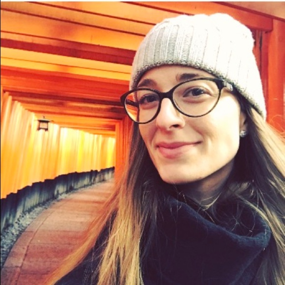 Meet your Posher, Caroline