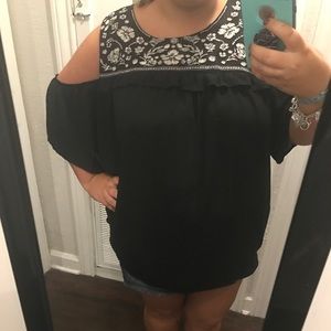 Torrid black cold shoulder top with lace detail