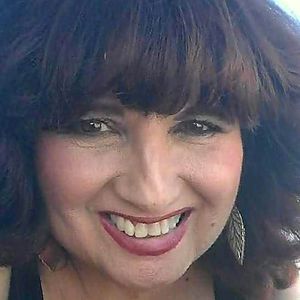 Meet your Posher, Beatrice