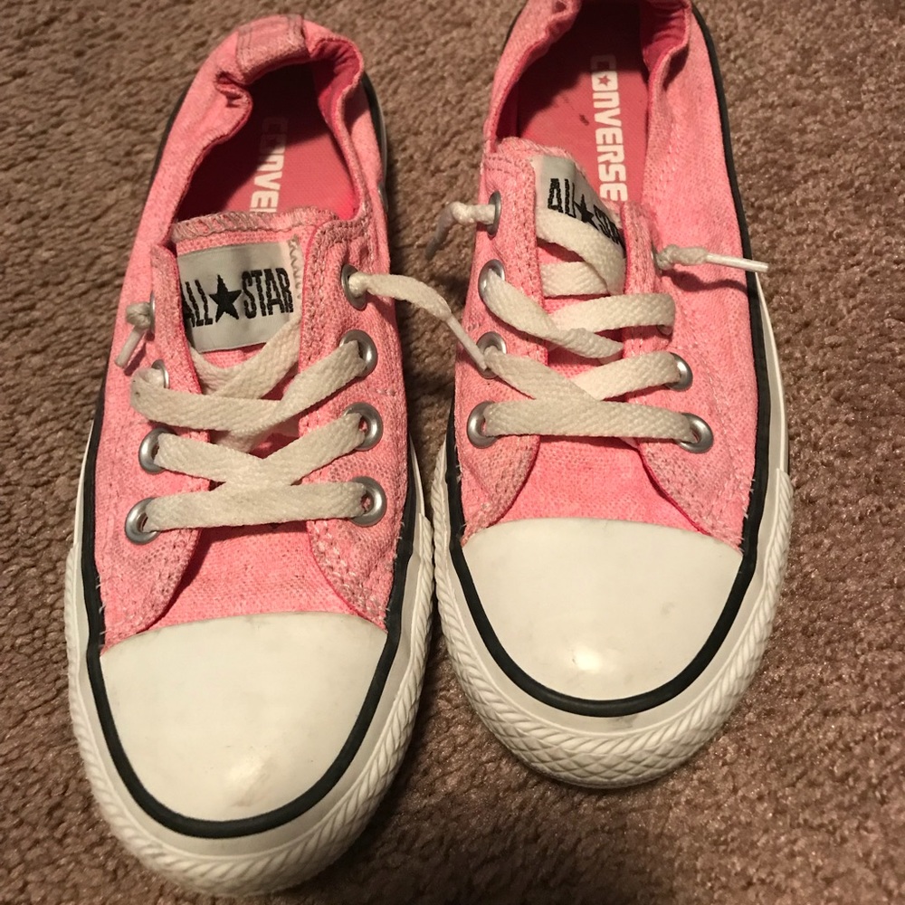 Pink Low-top Converse