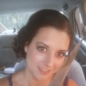 Meet your Posher, Alyson