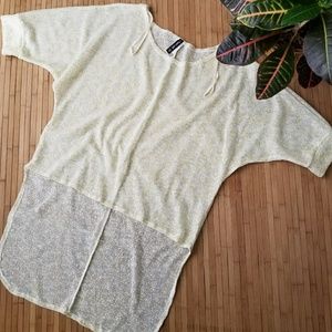 BNWOT Hi Low Knit Gold Flake Tunic