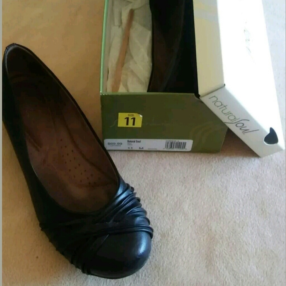 Black shoes