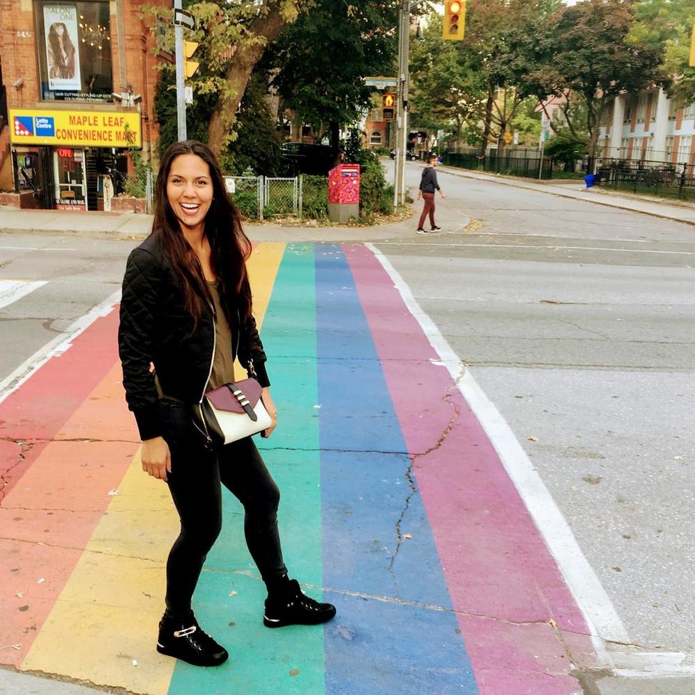 Meet your Posher, Lauren