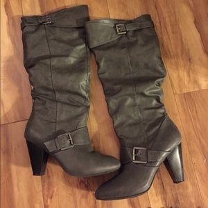 Rampage Boots Gray