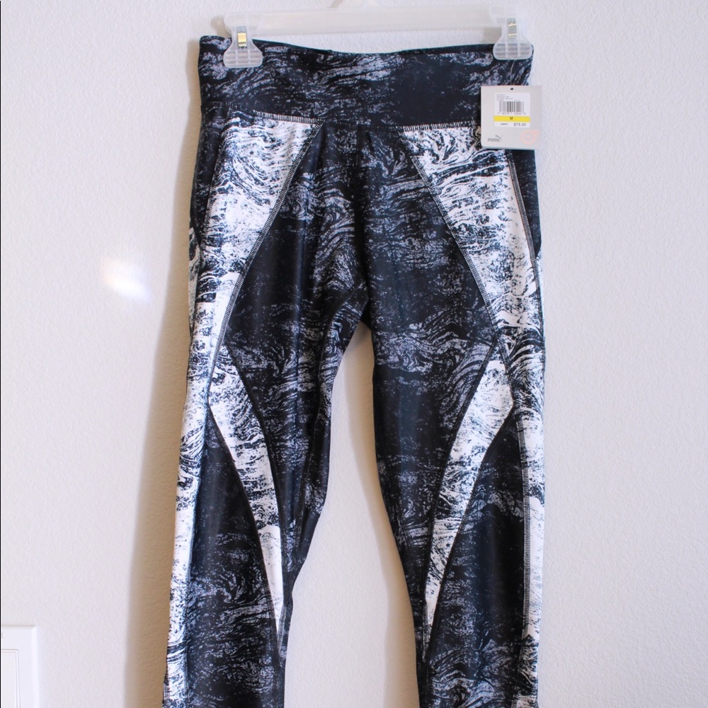 Puma leggings. Size medium