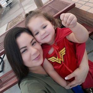 Meet your Posher, Sandra