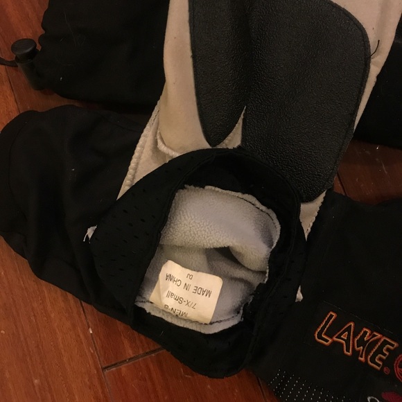 Lake Mittens - Picture 3 of 4