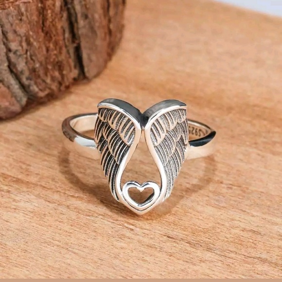 Heart/Wings Love Ring.  NEW sizes added - Picture 2 of 8