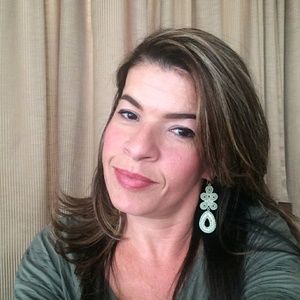 Meet your Posher, Jackeline