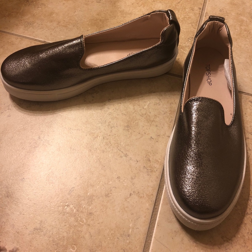 Topshop Metallic Pewter Shoes Size 37/6.5