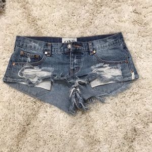 SOLD ❌ ONE TEASPOON TRASH WHORES