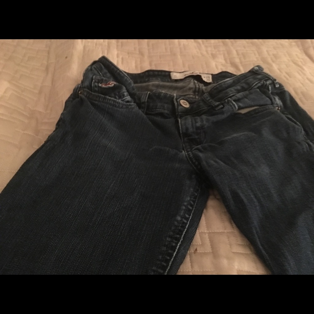 Hollister dark blue skinny jeans no holes